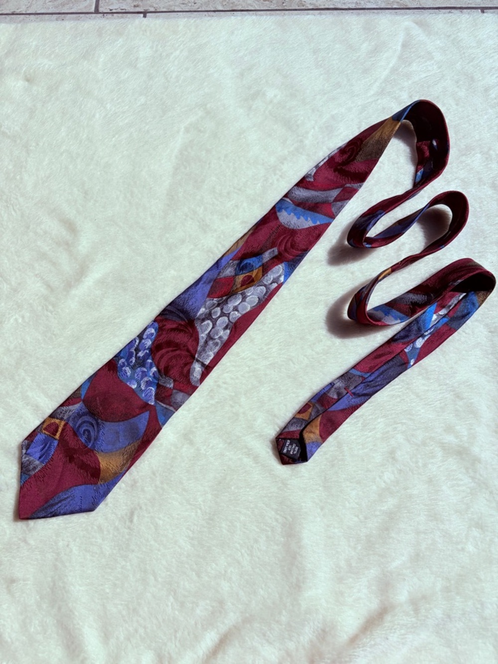 Gianfranco Ruffini Men's Abstract Silk Tie XL Length Woven Designer